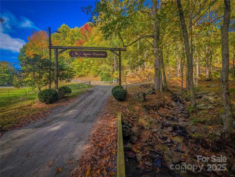 0000 Nicholas Knoll Bakersville NC 28705
