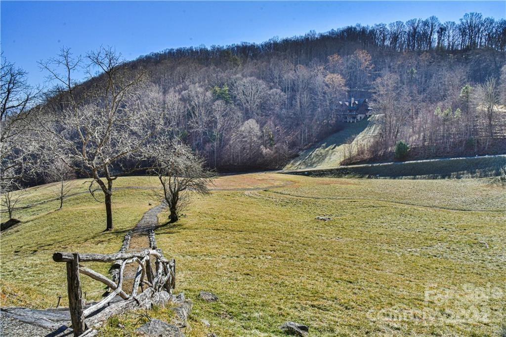 735 Whisper Mountain Drive Leicester NC 28748
