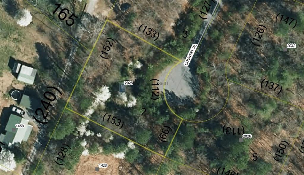 2025 Country Place Hickory NC 28601