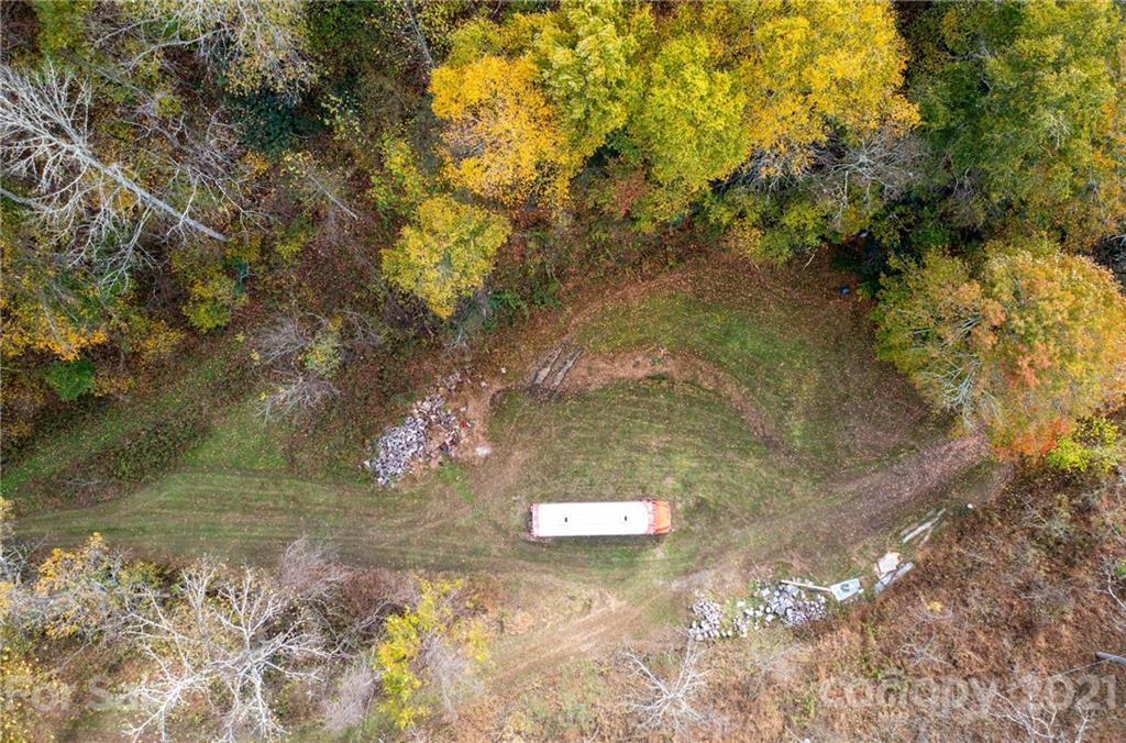 4904 Whitson Branch Road Green Mountain NC 28740
