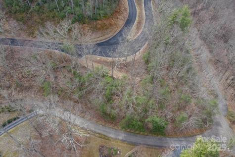 999 Falconwood Lane Asheville NC 28804