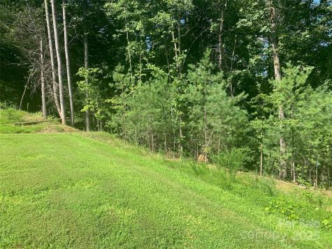 2.32 Acres Lot 72 Round Mountain Parkway Lenoir NC 28645