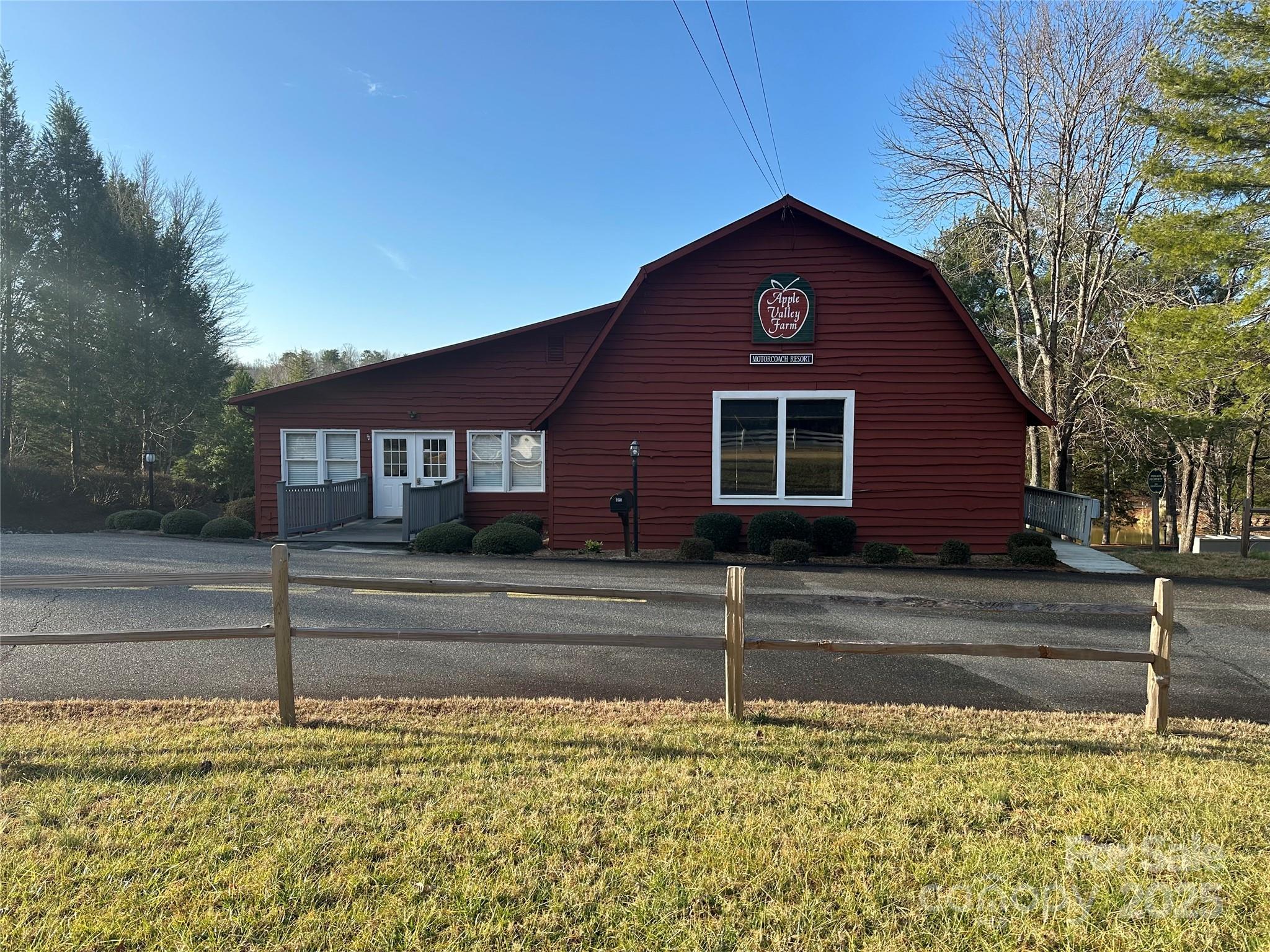 109 Cornell Circle Lake Lure NC 28746