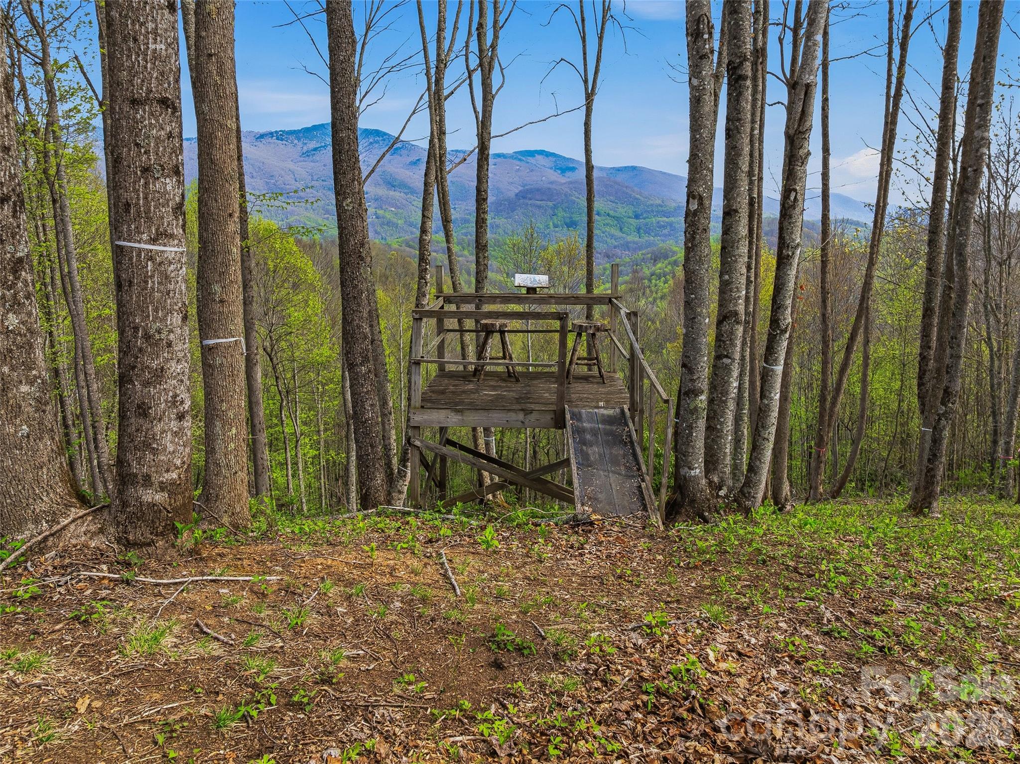 #227 Flying Dutchman Road Sylva NC 28779