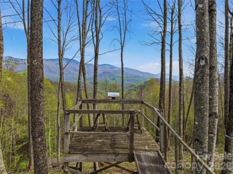 #227 Flying Dutchman Road Sylva NC 28779