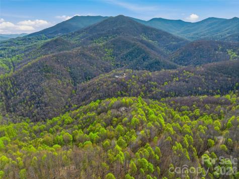 #227 Flying Dutchman Road Sylva NC 28779