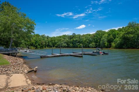 136 Oak Point Lane Stony Point NC 27028