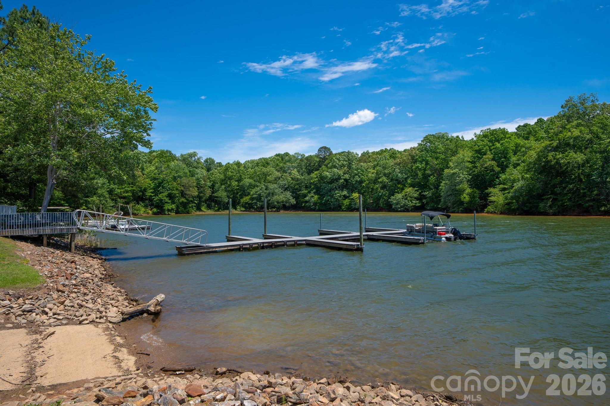 136 Oak Point Lane Stony Point NC 27028