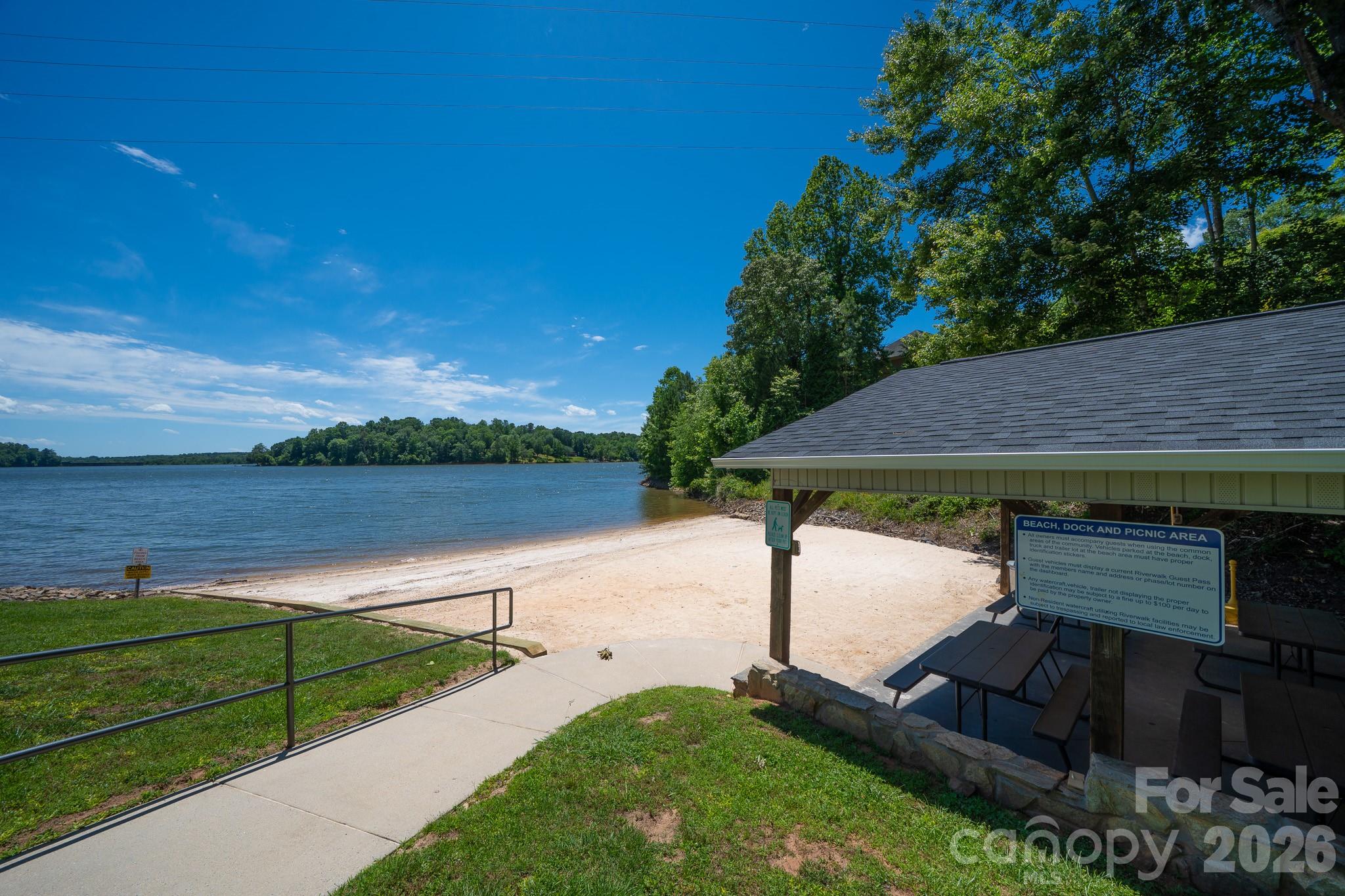 136 Oak Point Lane Stony Point NC 27028