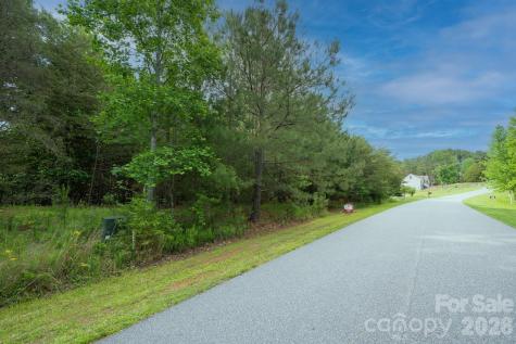 136 Oak Point Lane Stony Point NC 27028