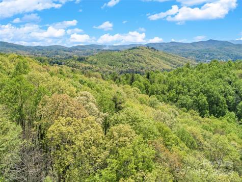 000 Gouges Creek Road Spruce Pine NC 28777