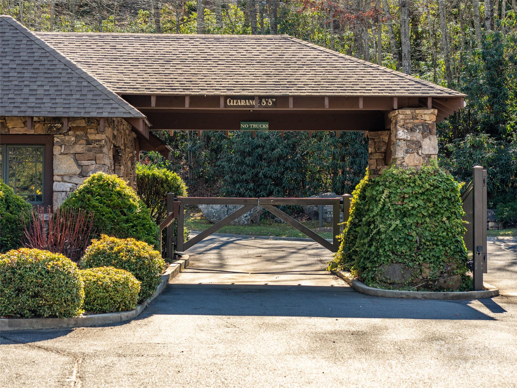 9 Settings Boulevard Black Mountain NC 28711