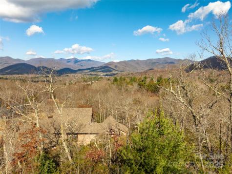 9 Settings Boulevard Black Mountain NC 28711