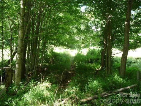 3771 Us Highway 421 Highway N Vilas NC 28692