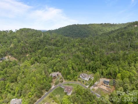 46 Hawtree Court Weaverville NC 28787