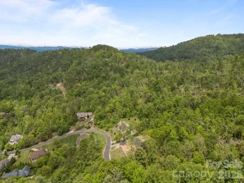 46 Hawtree Court Weaverville NC 28787