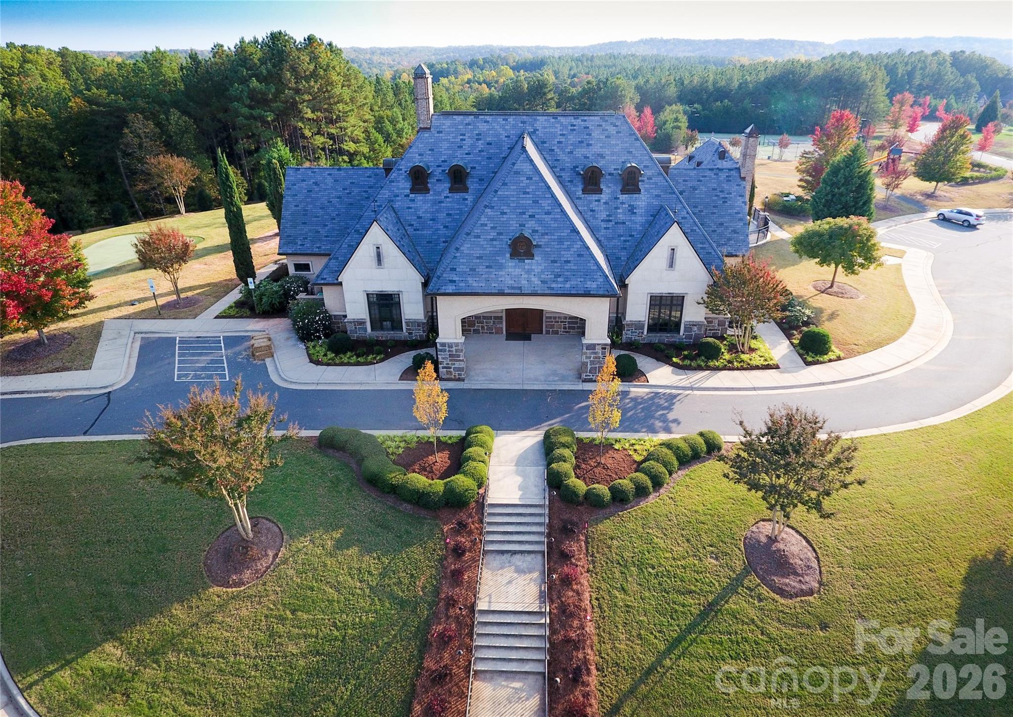 5017 Hermitage Court Belmont NC 28012