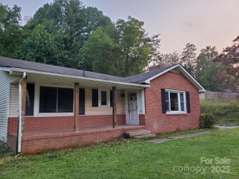 3201 Dellwood Road Waynesville NC 28786