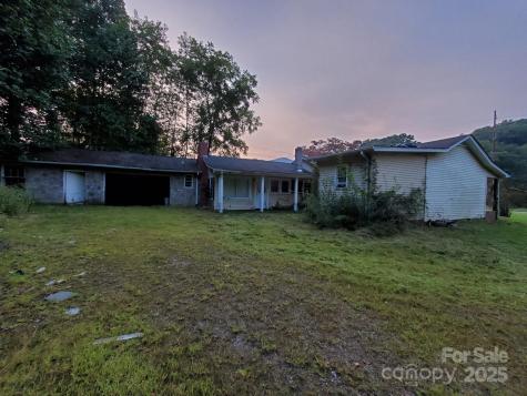 3201 Dellwood Road Waynesville NC 28786