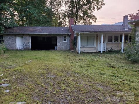 3201 Dellwood Road Waynesville NC 28786