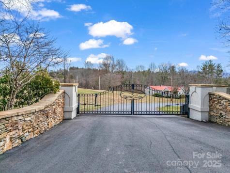9999 Settlers Trail Mars Hill NC 28754