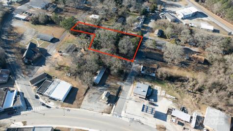 3 Catawba Avenue Great Falls SC 29055