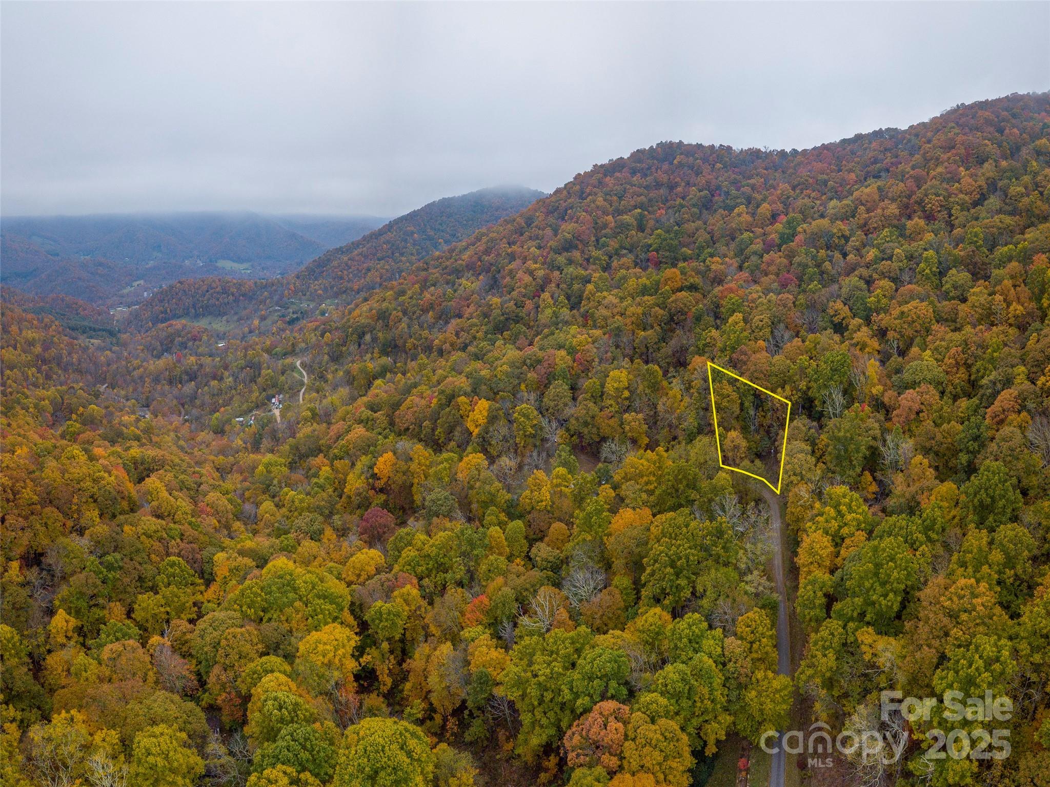 000 Sleepy Hollow Lane Canton NC 28716