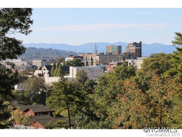 52 Ardmion Park Asheville NC 28801