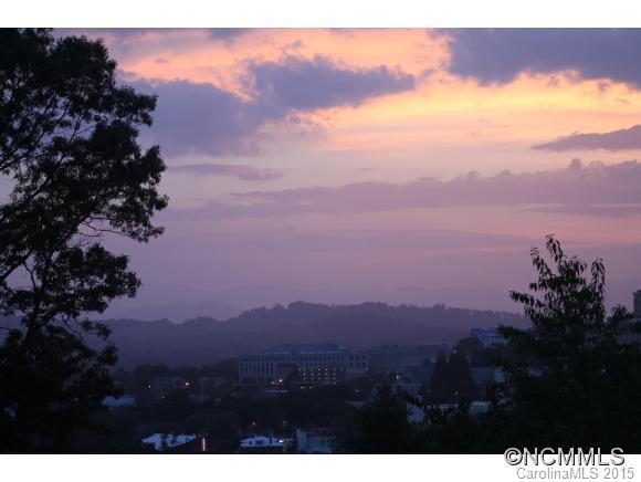 52 Ardmion Park Asheville NC 28801