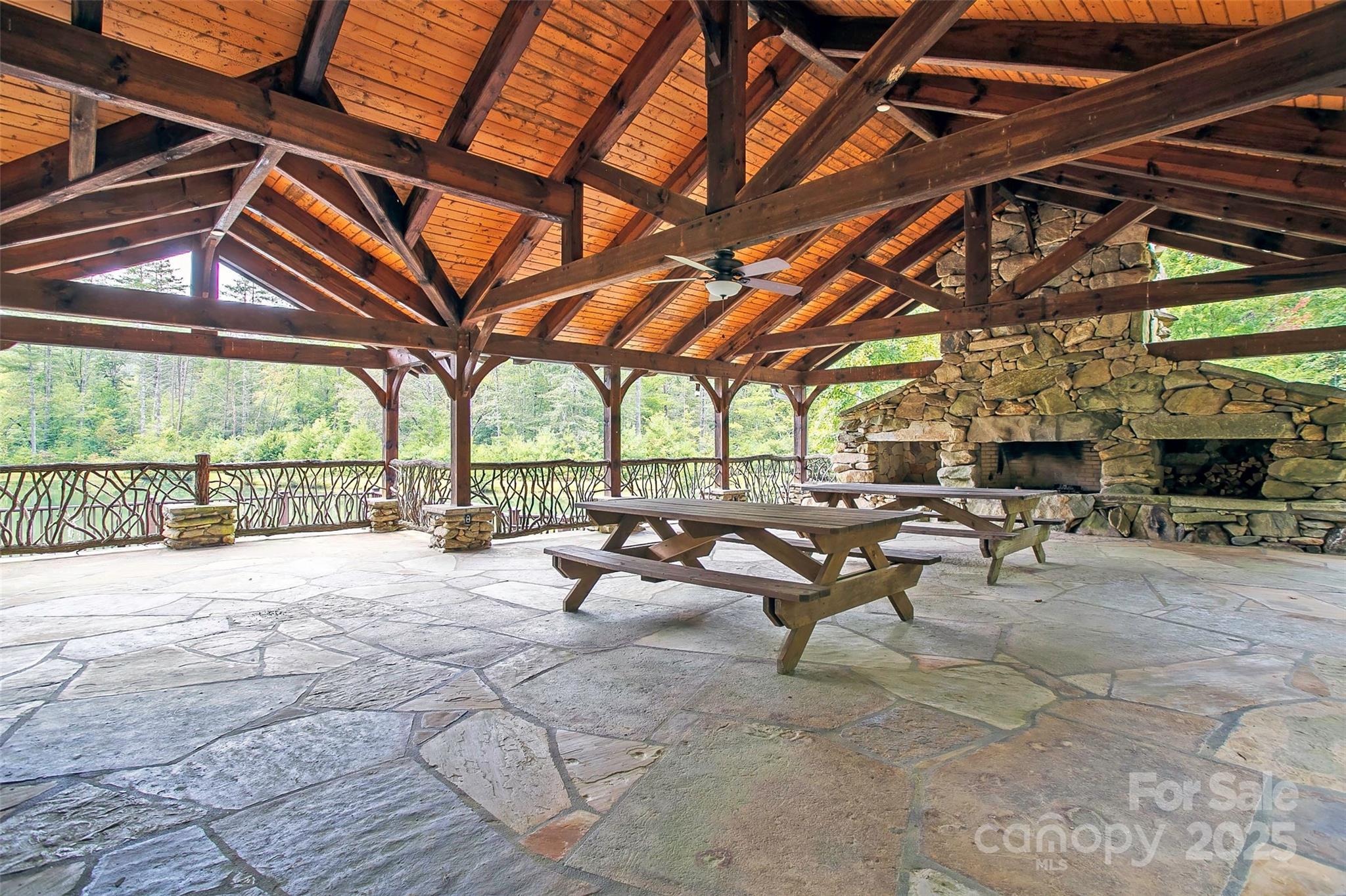 18 Trillium Lane Brevard NC 28712