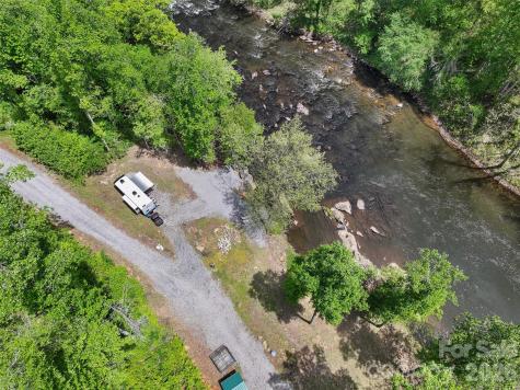 788 Cowee Tunnel Road Sylva NC 28779