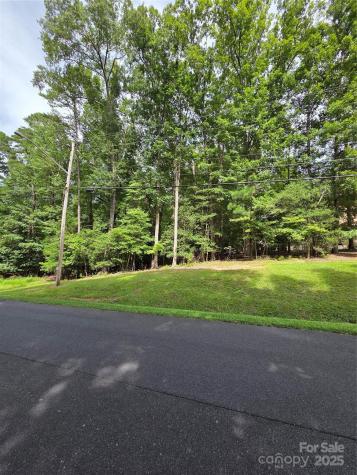 242 Creswell Road Mount Gilead NC 27306