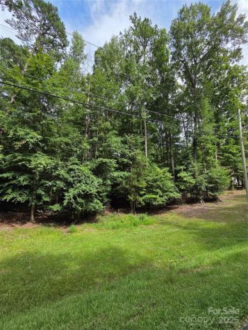 242 Creswell Road Mount Gilead NC 27306