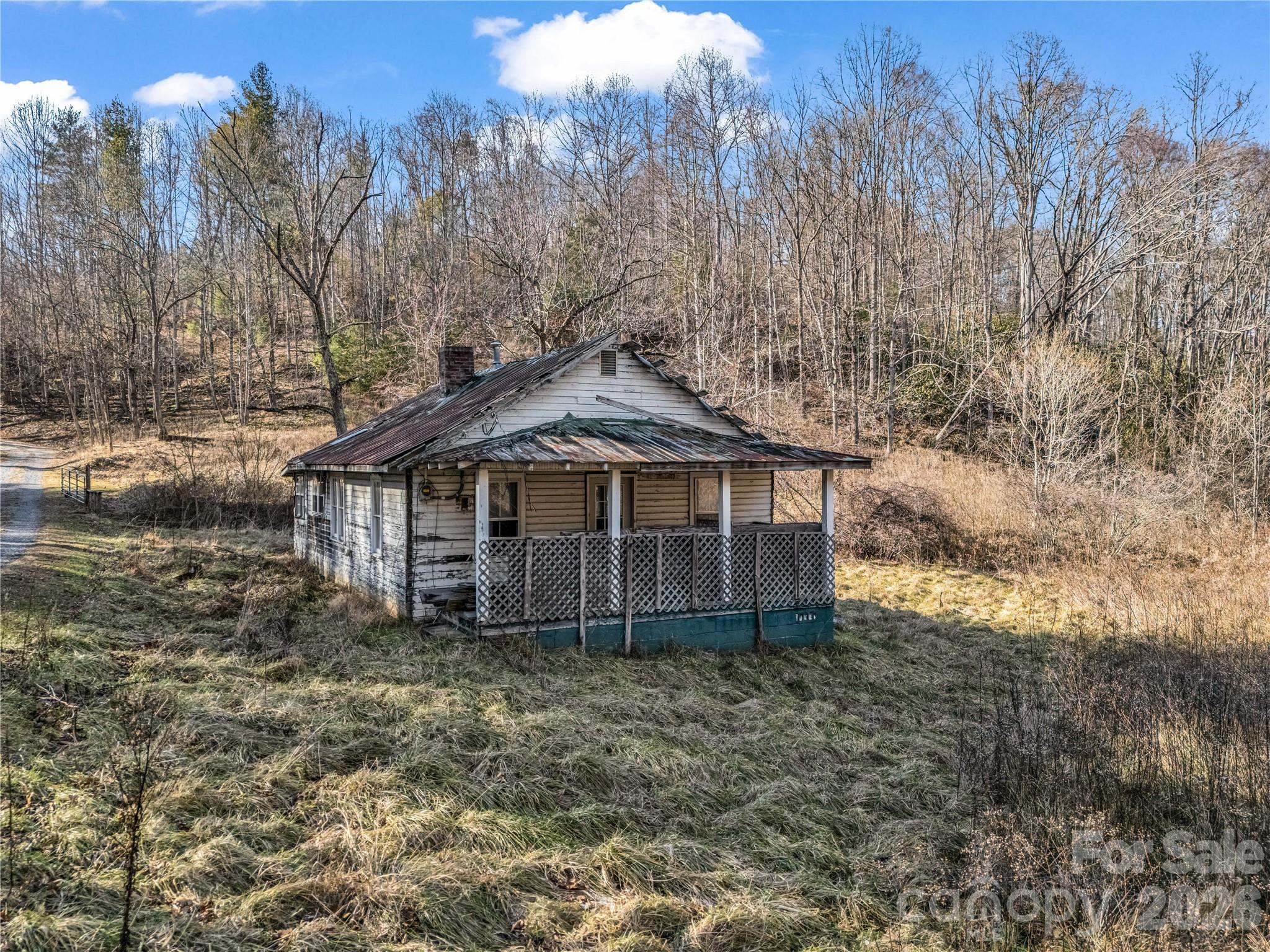 530 Mine Creek Road Bakersville NC 28705