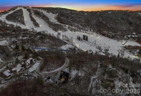 103 Snowplow Lane Beech Mountain NC 28604
