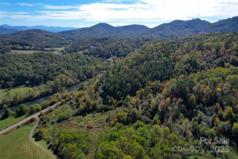4136 Rose Creek Road Franklin NC 28734
