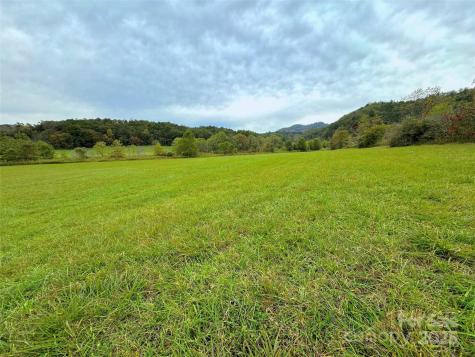 4136 Rose Creek Road Franklin NC 28734