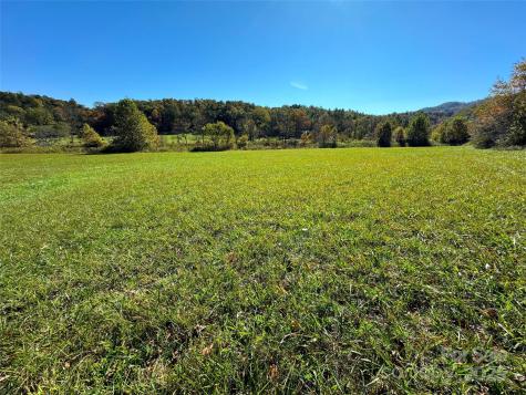 4136 Rose Creek Road Franklin NC 28734