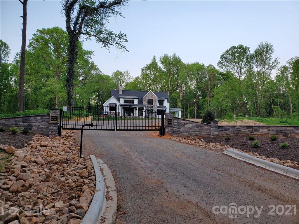 9606 Beatties Ford Road Huntersville NC 28078