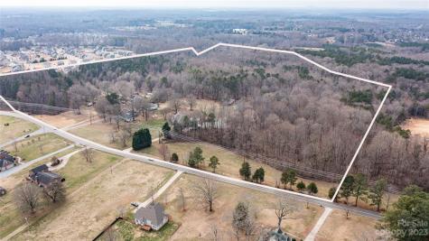 6412, 6512 & 6520 Gilead Road Huntersville NC 28078
