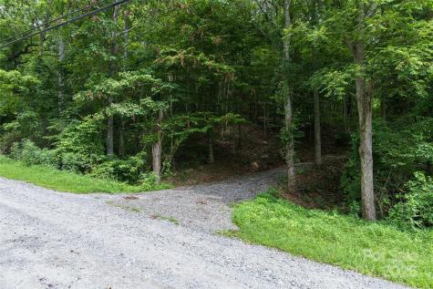 25 Green Meadow Lane Mars Hill NC 28754