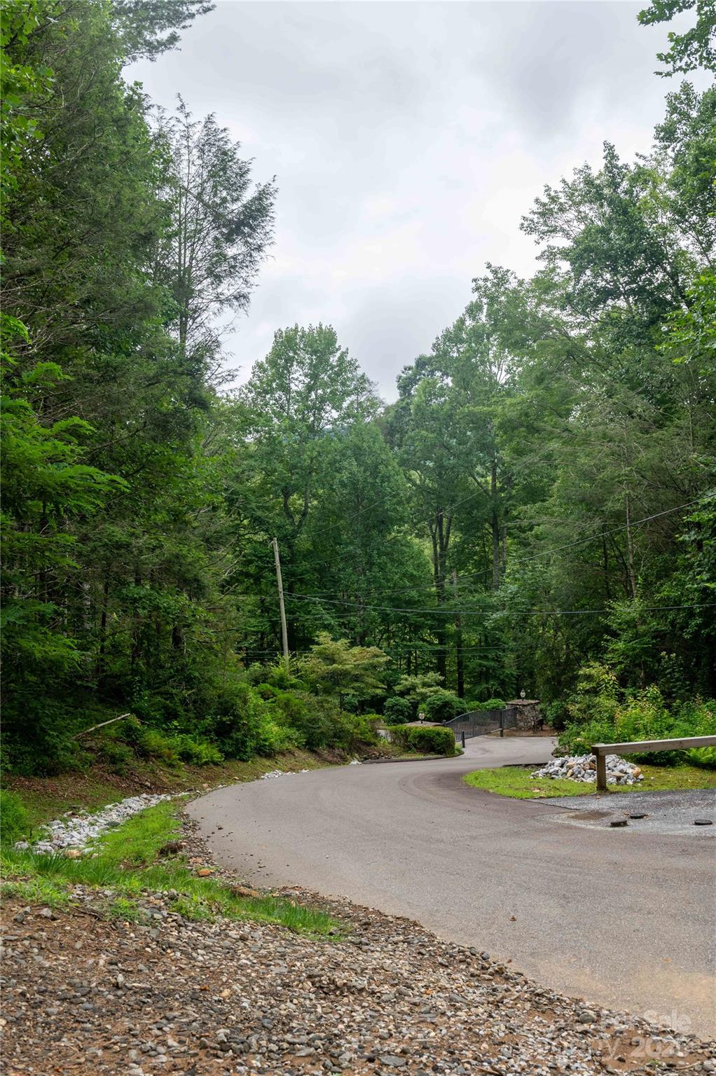 44 Deer Trail Drive Burnsville NC 28714