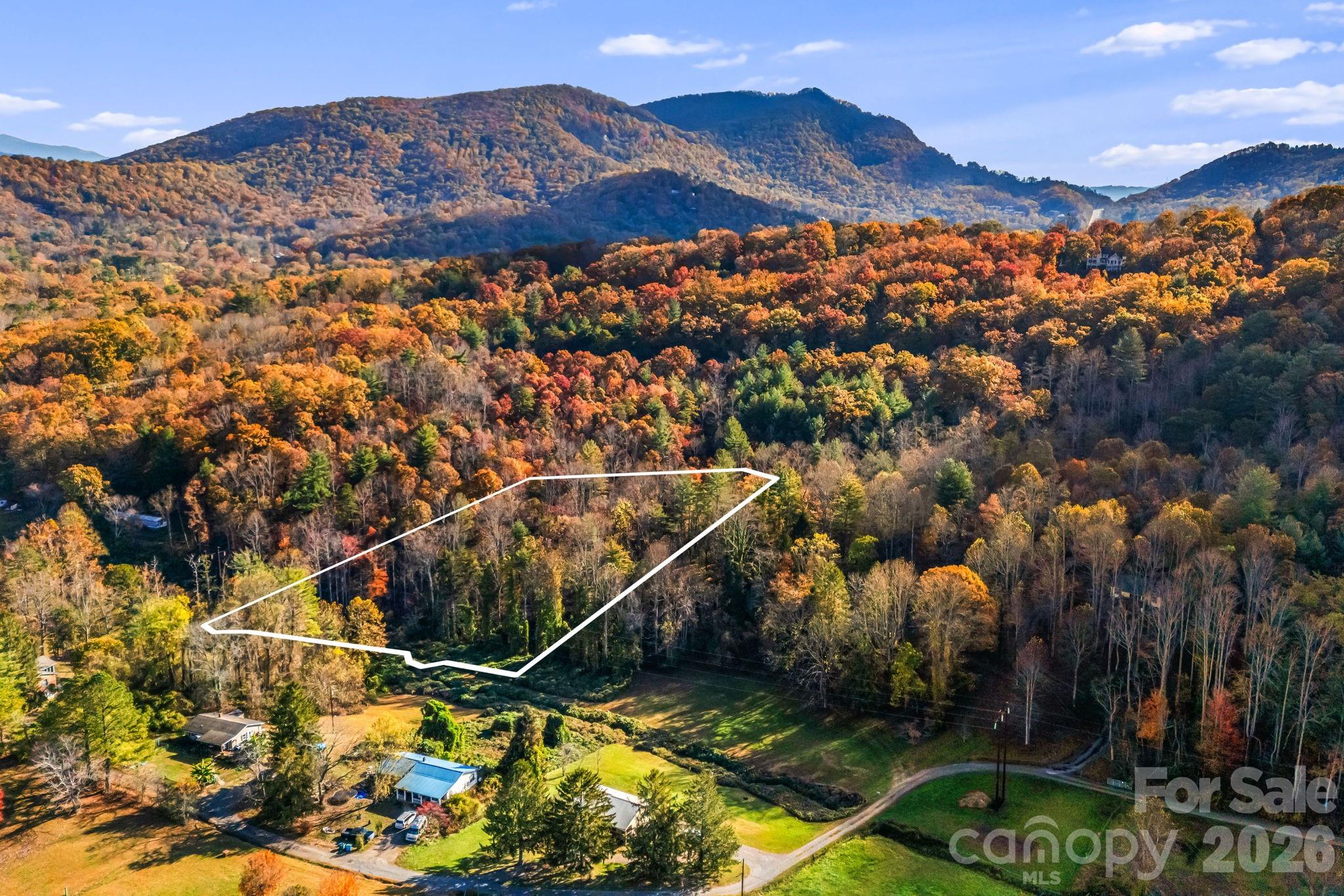 99999 Willow Creek Drive Asheville NC 28803