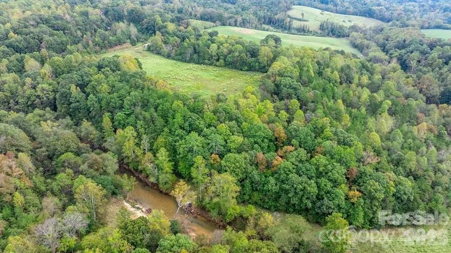 2295 1st Street SE Hickory NC 28602