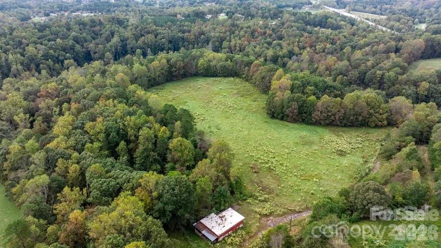 2295 1st Street SE Hickory NC 28602