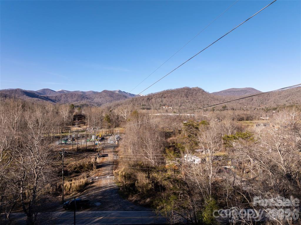 477 Rowland Road Swannanoa NC 28778