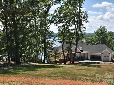 178 Kingfisher Court Badin Lake NC 28127