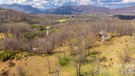 90 Last Coyote Trail Canton NC 28716