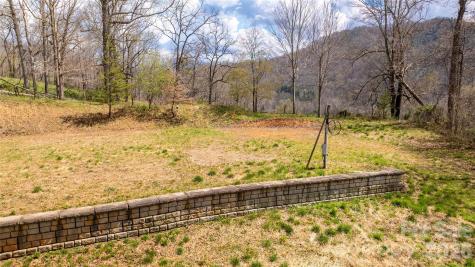 90 Last Coyote Trail Canton NC 28716