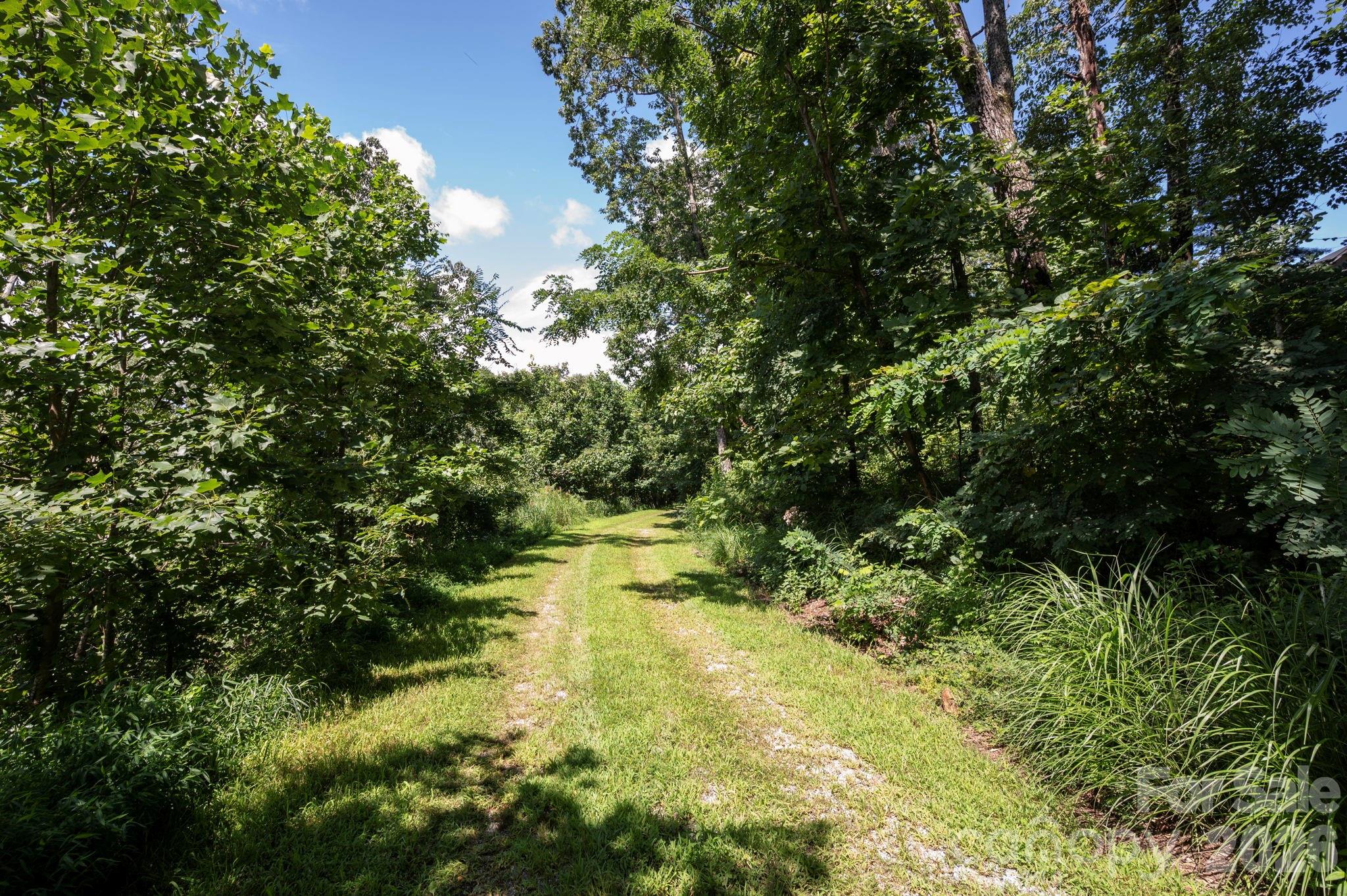 44 Giffords Lane Asheville NC 28803